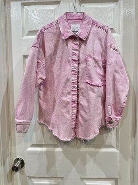 Celebrity Pink Pastel Button-Front Denim Shirt